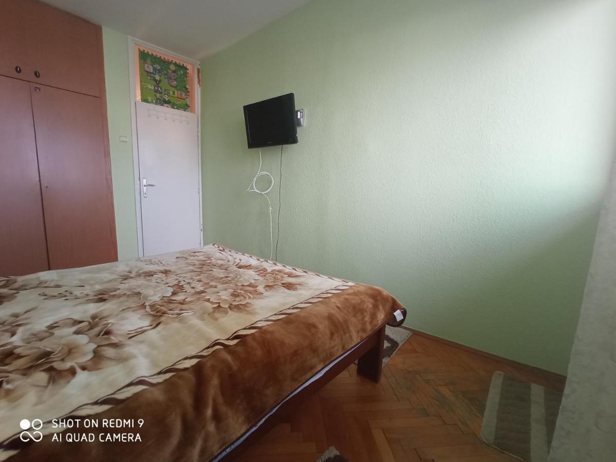 Vukadinovic Apartment Podgorica Bagian luar foto