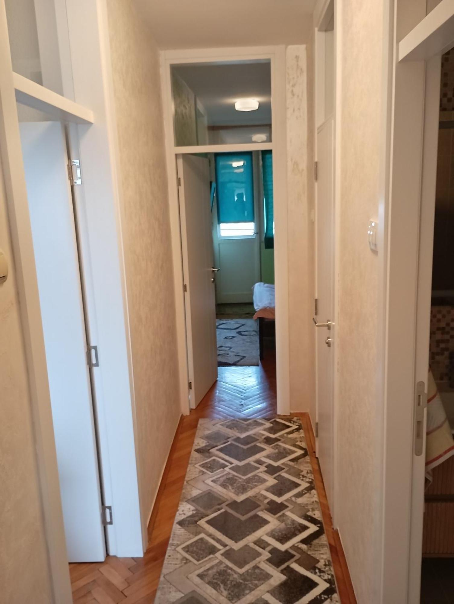 Vukadinovic Apartment Podgorica Bagian luar foto